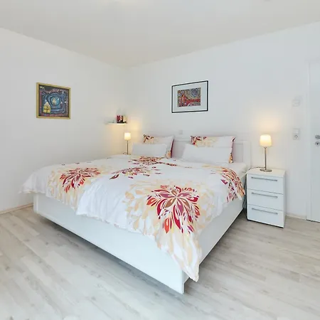 Direkt Am Moselufer Apartment
